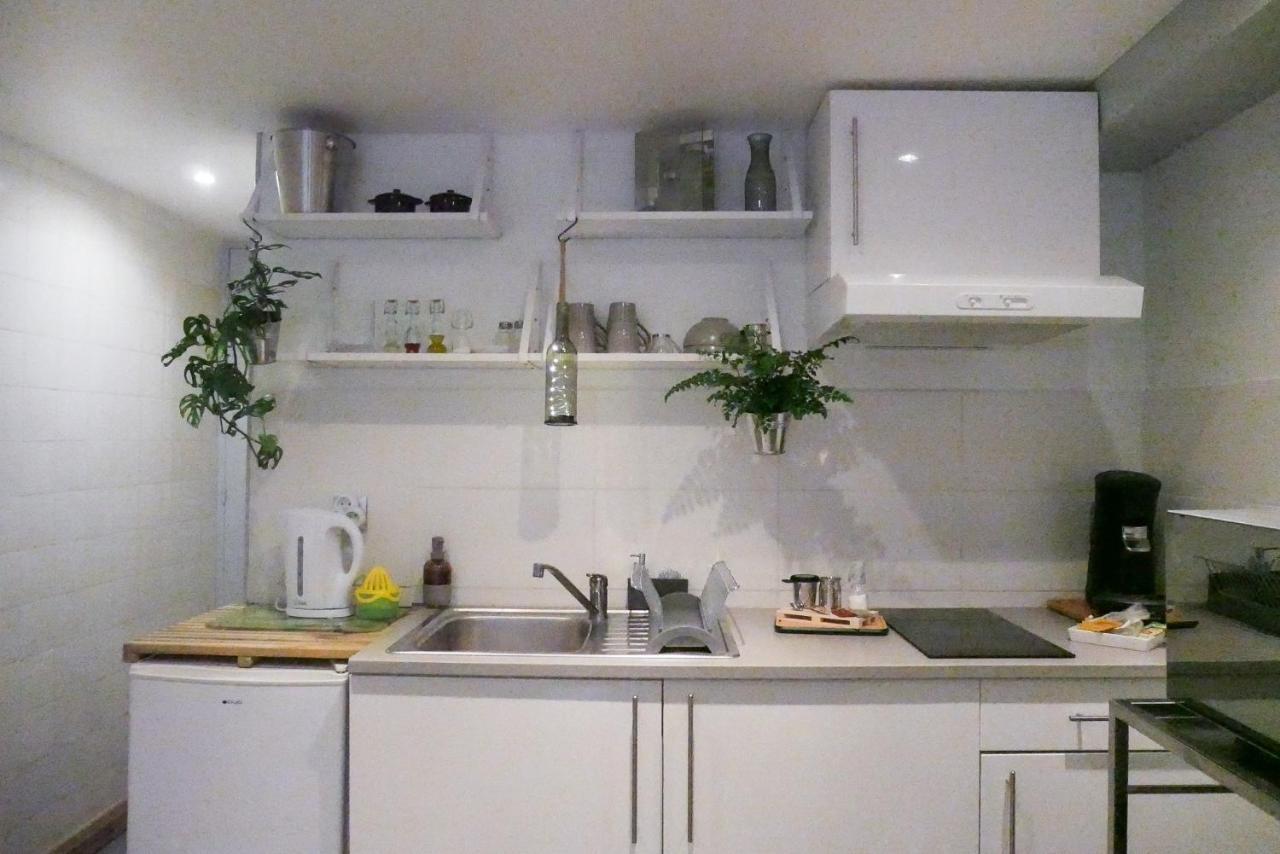 Appartamento Le Studio La Roquebrussanne Esterno foto